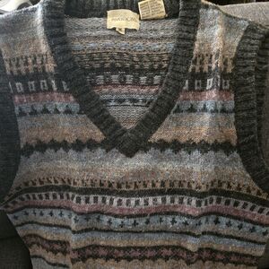 Men's V-Neck Patterned Sweater - Black, Gray, Brown